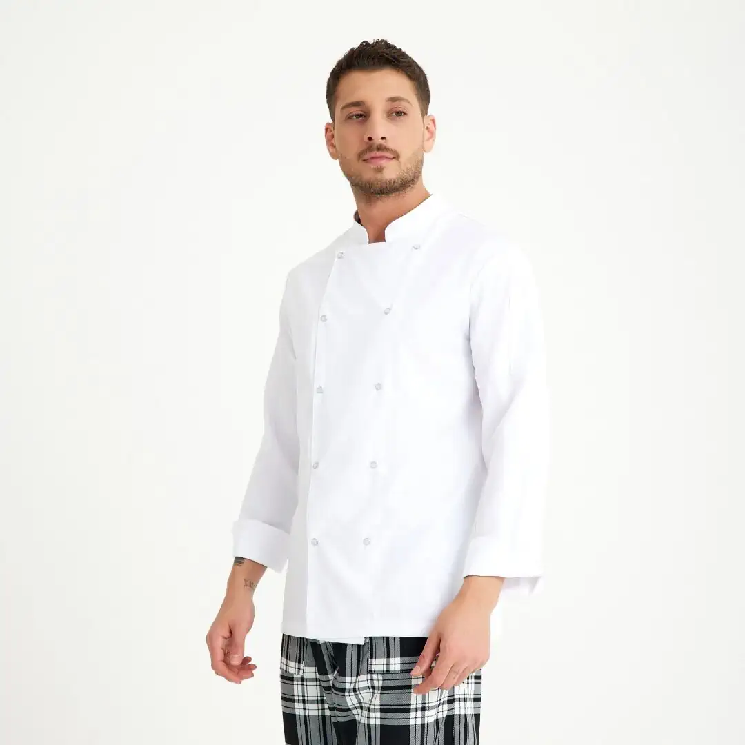 Beyaz-Gabardin-Asci-Ceketi.webp